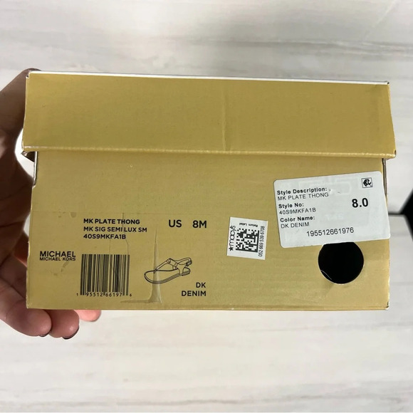 Michael Kors Plate Flat Thong Sandal Blue Denim Monogram Womens Size 8 - Picture 11 of 12